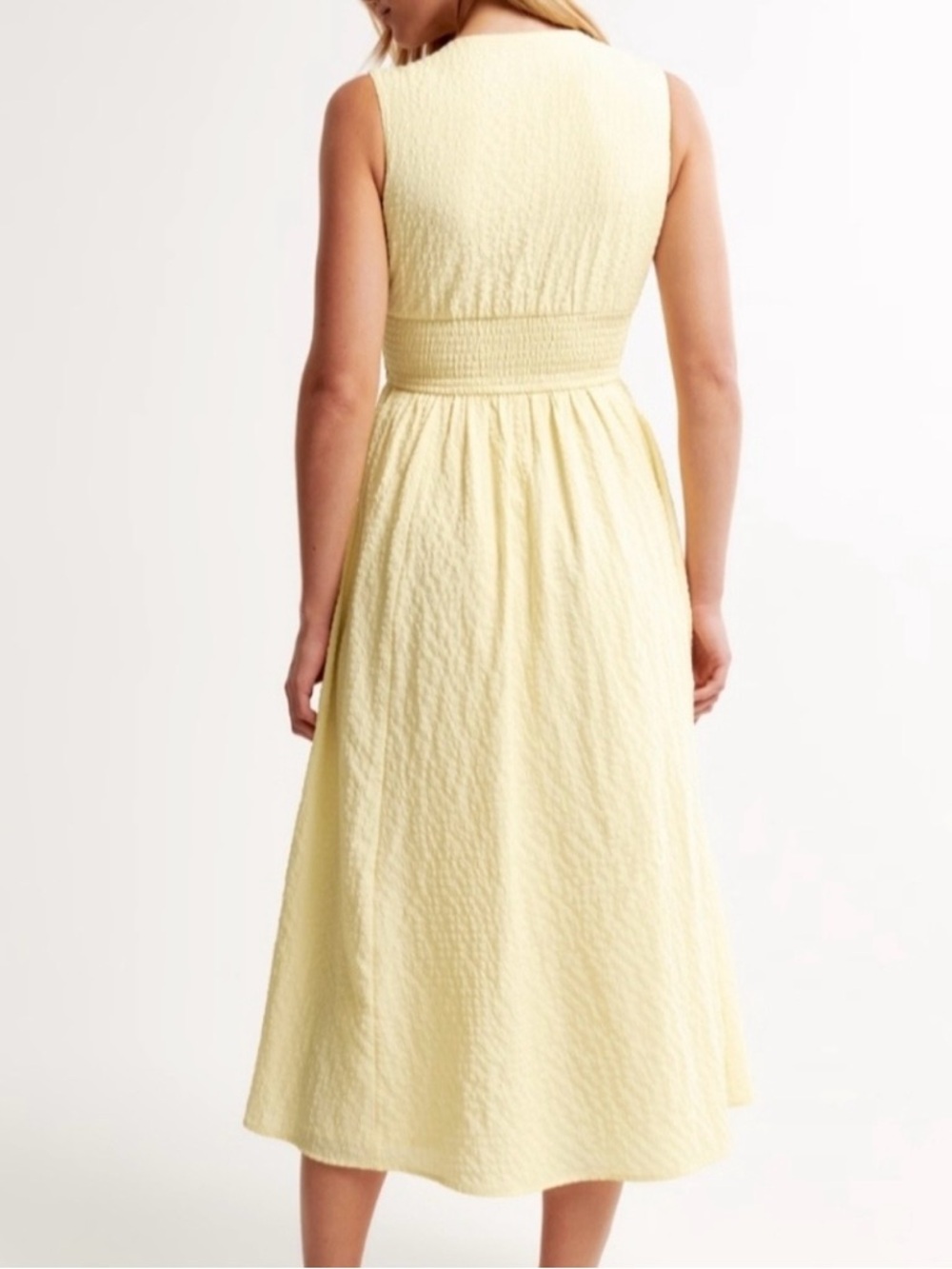 Abercrombie & Fitch Pale Yellow Sleeveless Midi Dress with Front Tie - Picture 9 of 10